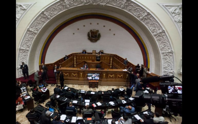 Ante el enfrentamiento entre congreso y gobierno, la ley podría enfrentar muchas dificultades y limitaciones en tribunales. EFE / ARCHIVO