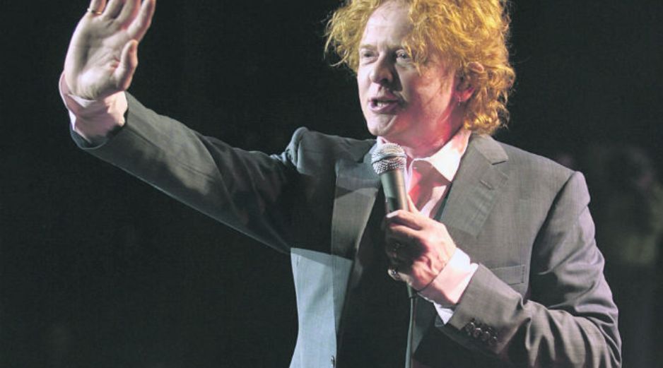 Vuelta. Mick Hucknall, vocalista de Simply Red, durante el show que dio la banda en Guadalajara (2010). EL INFORMADOR /