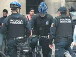 Mientras en la Fiscalía ya fueron cesados 886 servidores públicos en tres años, en Guadalajara suman 16 policías desde octubre. EL INFORMADOR /