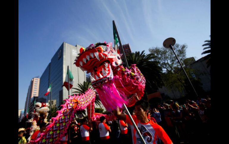 Después del acto inaugural de la celebración, se realizaron las danzas del léon y del dragón. SUN / ARCHIVO