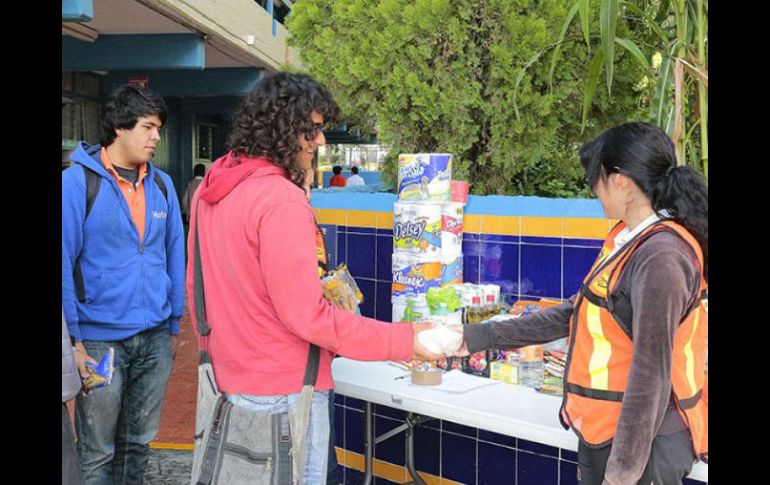 El proyecto 'Prepa 6 por los migrantes' continuará durante este Calendario 2016 A. ESPECIAL / sems.udg.mx