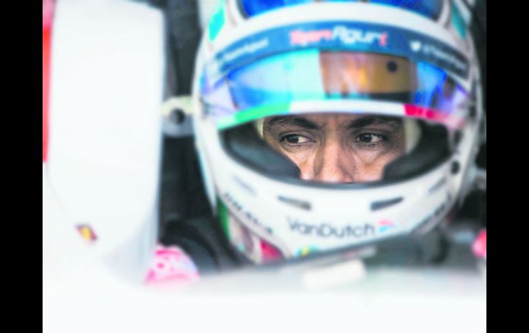 Salvador Durán. El piloto mexicano habló sobre su reincorporación a Team Aguri. ESPECIAL /