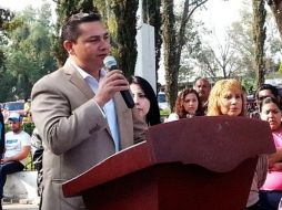 Marcos Godínez, presidente de El Salto, destacó la importancia de incorporar infraestructura educativa en los proyectos de vivienda. TWITTER / MarcosGodinezSa