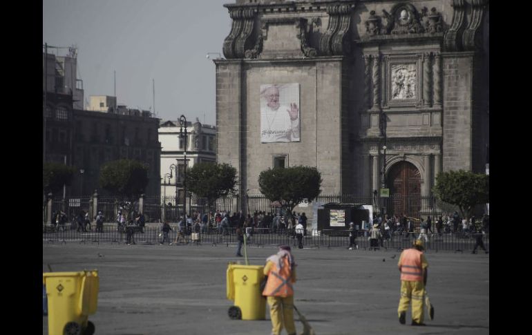 El sábado 13 de febrero se espera la asistencia de unas 70 mil personas para saludar al Papa Francisco en el Zócalo. SUN / ARCHIVO