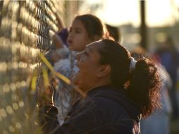 El grupo que atiende a familiares incluye coordinación penitenciaria, personal médico y psicológico. EFE / M. Sierra