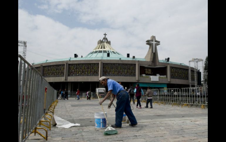 En el santuario del Tepeyac, el Pontífice presidirá una misa la tarde de este sábado 13 de febrero. AFP / Y. Cortez