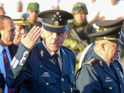 El secretario de Defensa Nacional participa en el evento que acredita a más de mil autofedensas como policías estatales. NTX / G. Salas