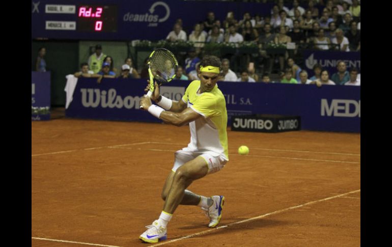 Rafael Nadal jugará el viernes por un lugar en la semifinal ante el italiano Paolo Lorenzi. EFE / D. Fernández