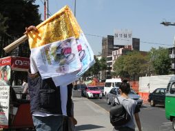 Los comerciantes esperan las ventas fuertes a partir de las 17:00 horas. NTX / C. Pereda