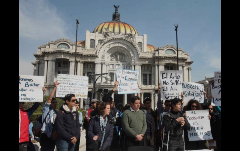 Los bailarines pidieron su salida desde finales de enero en manifestaciones públicas. TWITTER / @CNDanzaMX