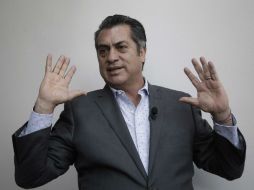 Según Zambrano, por pensar en 2018, ''El Bronco'' no atendió el problema de los penales en Nuevo León. SUN / ARCHIVO