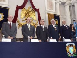 Miguel Ángel Mancera inauguró la XXXVII Feria Internacional del Libro en el Palacio de Minería. TWITTER / @FILMineria