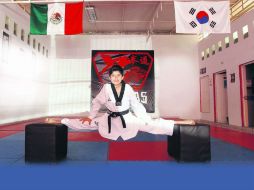 Damián Cortés Labastida a sus escasos 11 años de edad ya lleva un largo camino recorrido en el taekwondo. EL INFORMADOR / E. Barrera