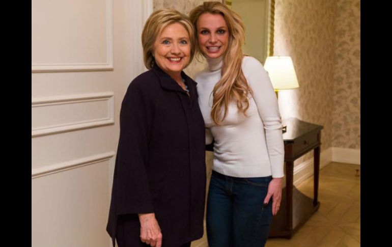 Spears borró el hashtag, lo que fue interpretado como que retiró su apoyo a Clinton. FACEBOOK / britneyspears