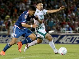 Chivas siguen fallando a la hora buena y terminaron empatadas a un gol con los chiapanecos. MEXSPORT / N. García