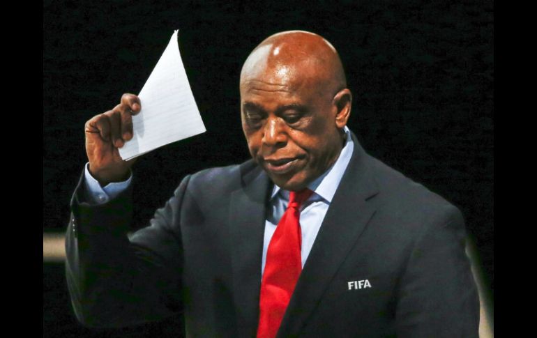 Sexwale no figuraba entre los favoritos a ganar la elección en la que luego de su retirada permanecen cuatro aspirantes. EFE / P. Kraemer