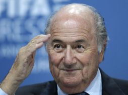 La suspensión de Blatter no le impedía recibir su salario, conservar su auto y su apartamento en Zurich. AP / M. Probst