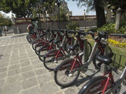 Usuarios reprueban MiBici en Zapopan por la falta de seguridad e infraestructura; entre semana las estaciones lucen desoladas. EL INFORMADOR / F. Atilano