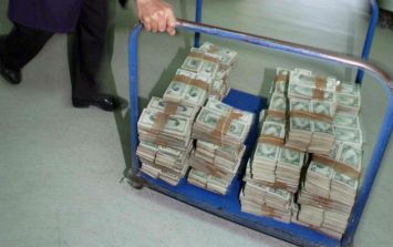 Decomisan cargamento con 900,000 billetes falsos de un dólar, Noticias  Univision Estados Unidos