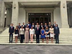 La selección nacional de Clavados, encabezada por Rommel Pacheco, campeón mundial, se encontró con el Presidente de la República. TWITTER / @PresidenciaMX