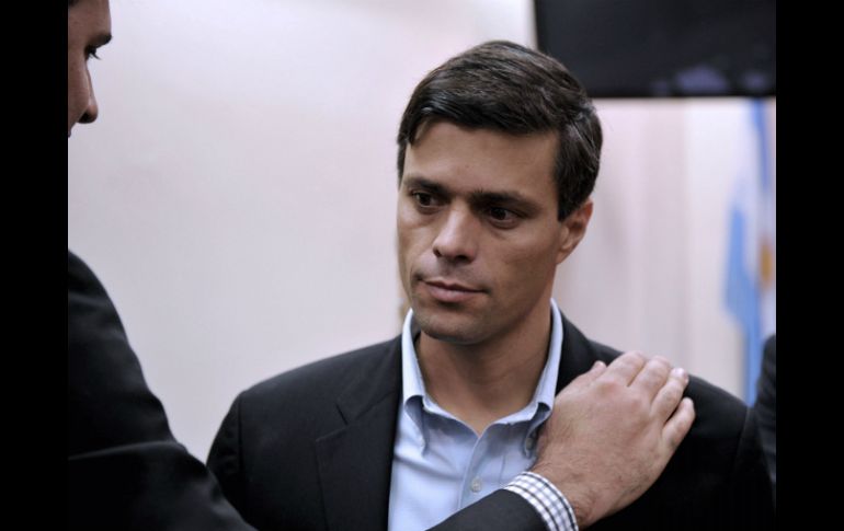 Amnistía señala que en el caso de Leopoldo López no existían pruebas fehacientes para condenarlo a 14 años de prisión. AFP / ARCHIVO