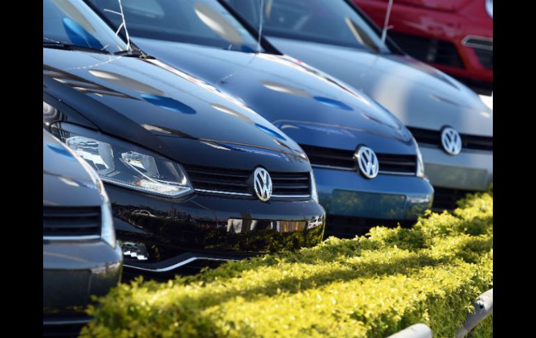 Nissan continúa con el liderazgo en su participación de mercado, seguido por el Grupo Volkswagen. AFP / ARCHIVO