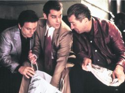 Leyendas. Pesci, Liotta y De Niro, en una escena de 'Goodfellas'. ESPECIAL / Warner Bros.