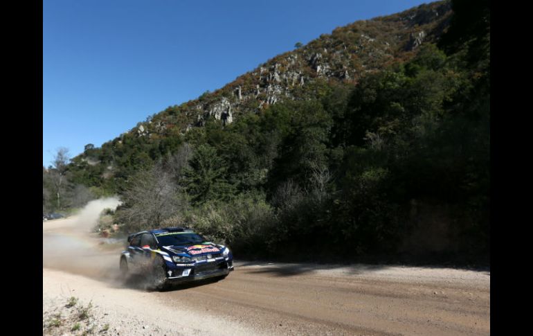 Jari-Matti Latvala es primero luego de los primeros seis tramos. EFE / U. Ruiz