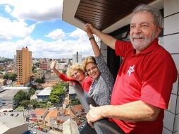 Rousseff visita a su mentor político antes de seguir para Porto Alegre, donde tiene su residencia particular. EFE /