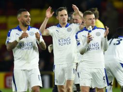 Tras la autoridad que mostró en el campo el equipo del italiano Claudio Ranieri, se llevó los puntos de esta jornada. AFP / O. Greenwood