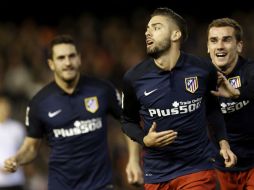 Al minuto 85, el centrocampista belga, Yannick Ferreira (centro); anotó el tercer gol a favor del 'Atleti'. EFE / J.C. Cárdenas