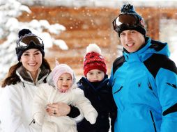 La Familia Real quedó satisfecha con las fotografías, y aseguró que capturaron el momento a la perfección. AP / J. Stillwell