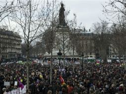 Los estudiantes bloquearon la entrada a 16 liceos, la huelga se mantendrá hasta este jueves. EFE / E. Laurent