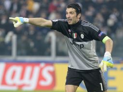 Gianluigi Buffon está cerca de hacer otra historia en la Liga Italiana. AP / ARCHIVO