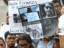 El reportero gráfico Rubén Espinosa fue asesinado junto a cuatro mujeres en julio de 2015 en la Ciudad de México. EFE / ARCHIVO