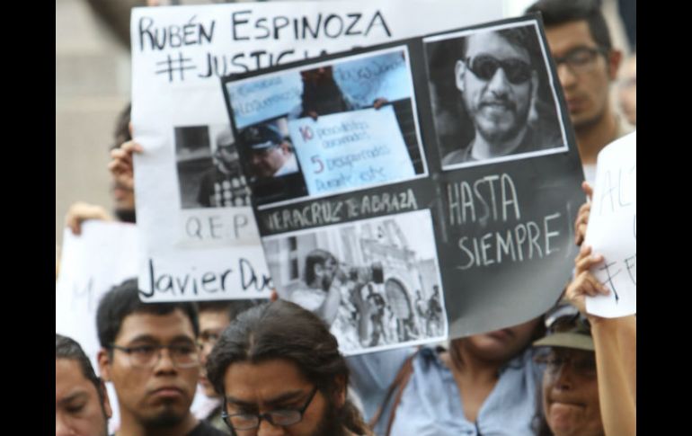 El reportero gráfico Rubén Espinosa fue asesinado junto a cuatro mujeres en julio de 2015 en la Ciudad de México. EFE / ARCHIVO