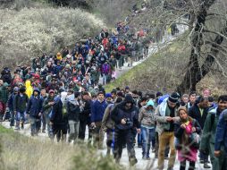 La canciller reconoce que Alemania se ha beneficiado del cierre de la Ruta de los Balcanes. EFE / N. Batev