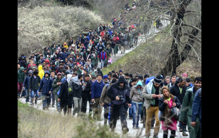 La canciller reconoce que Alemania se ha beneficiado del cierre de la Ruta de los Balcanes. EFE / N. Batev