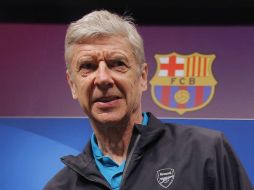 El técnico Arsene Wenger va a tomar riesgos en la eliminatoria. AP / M. Fernández