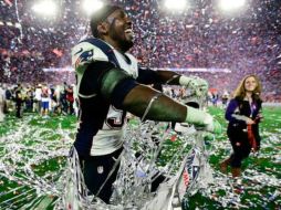 Chandler Jones militó por cuatro temporadas con los Patriotas, donde logró un anillo de Super Bowl. TWITTER / @Chan95Jones