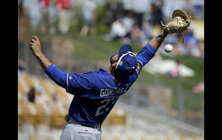 Adrián González es la estrella del equipo y de los Dodgers. AP / J. C. Hong