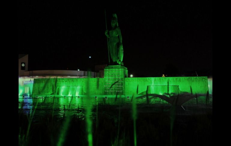 La Minerva fue uno de los monumentos que se iluminó de verde. ESPECIAL / Gobierno de Guadalajara