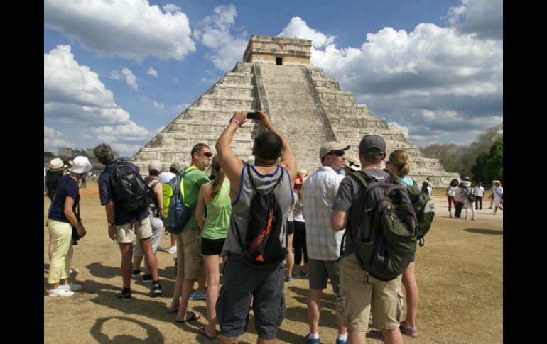 Destacan que la llegada de turistas internacionales por vía aérea triplicó la tasa de crecimiento del turismo mundial el año pasado. NTX / ARCHIVO