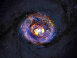 La galaxia Cygnus A es una galaxia elíptica  que se encuentra a unos 600 millones de años luz de la Tierra. EFE / ARCHIVO