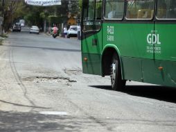 Entre las vías dañadas están Mariano de la Bárcena y Belén, en Guadalajara, y San Jorge, Calle 5 e Independencia en Zapopan. EL INFORMADOR / M. Vargas