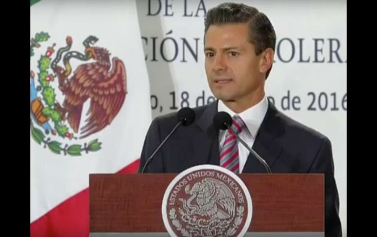 El Presidente señala que, a lo largo de 80 años, Pemex ha tenido que sortear condiciones de la mayor complejidad. TWITTER / @PresidenciaMX