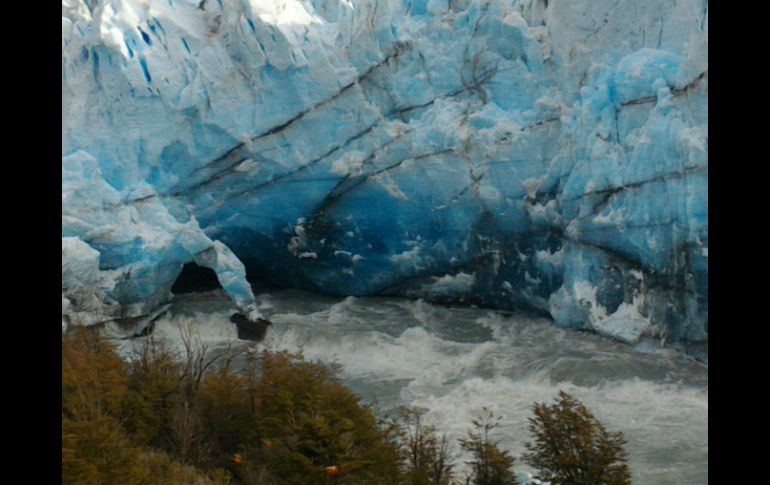 El calentamiento global está afectando el medio ambiente y con ello a los impactantes glaciares. EFE / ARCHIVO