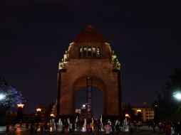 El Monumento a la Revolución fue uno de los monumentos que apagaron las luces. AFP / A. Estrella