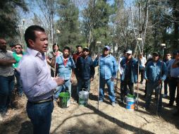 En su visita al Cerro del Tesoro, Pablo Lemus dijo que la propuesta se subiría al pleno la primera semana de abril. ESPECIAL / Gobierno de Zapopan