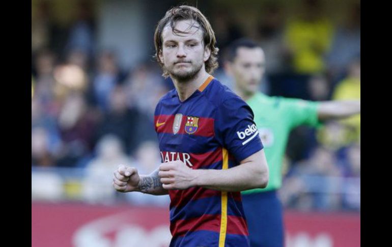 Rakitic padeció la lesión el domingo, en el encuentro que disputó con su equipo blaugrana contra el Villarreal en la liga de España. TWITTER / @FCBarcelona_es